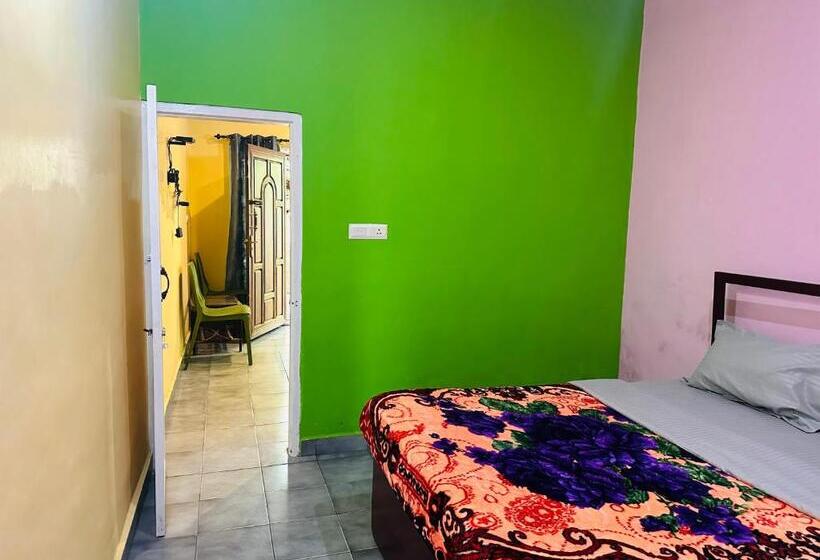 Номер Стандарт Трехместный, Maharaja Cottage