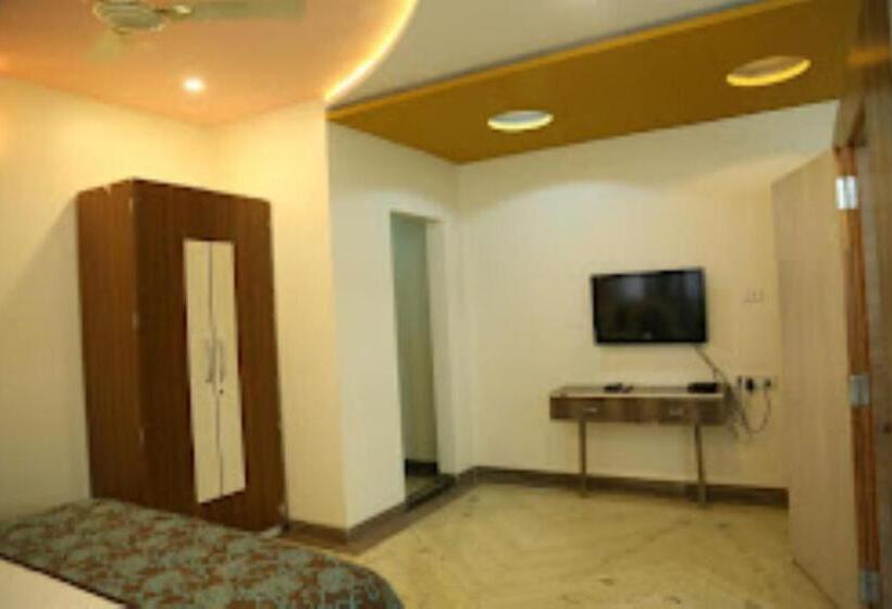 Номер Deluxe, Manju Palace,nanded