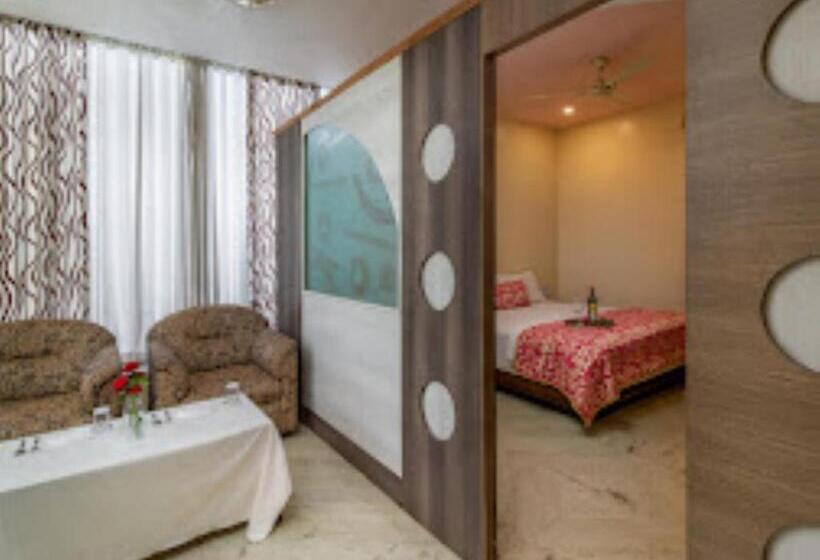 Президентский Люкс, Manju Palace,nanded