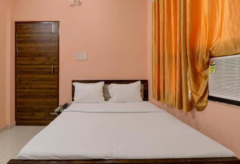 Трехместный Номер Deluxe, Oyo City Prime Residacy