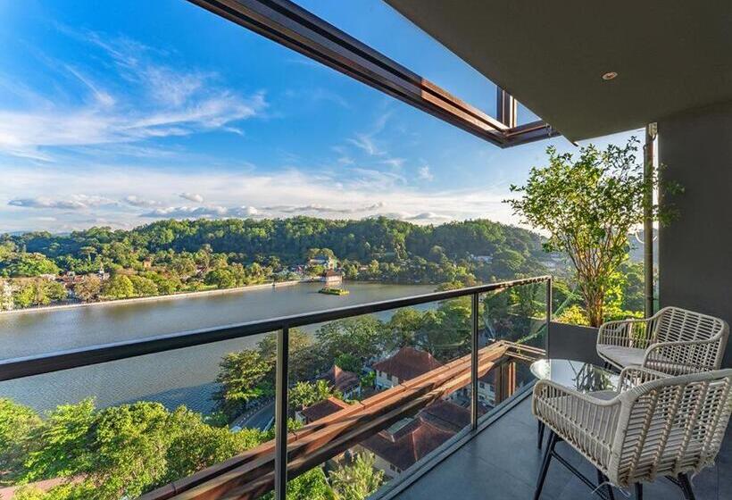 Номер Стандарт Вид на Озеро, The Trees, Kandy