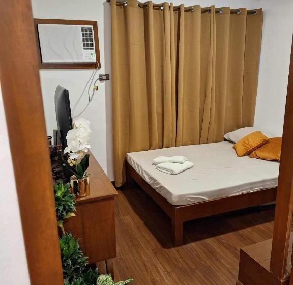 デラックスルーム, Mesaverte Residences Tower 2 Condotel Near Mall Cdo