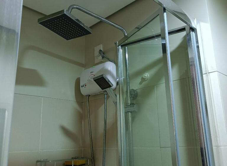침실 1개 발코니 아파트, 1br Aesthetic Condotel With Balcony   Edsa