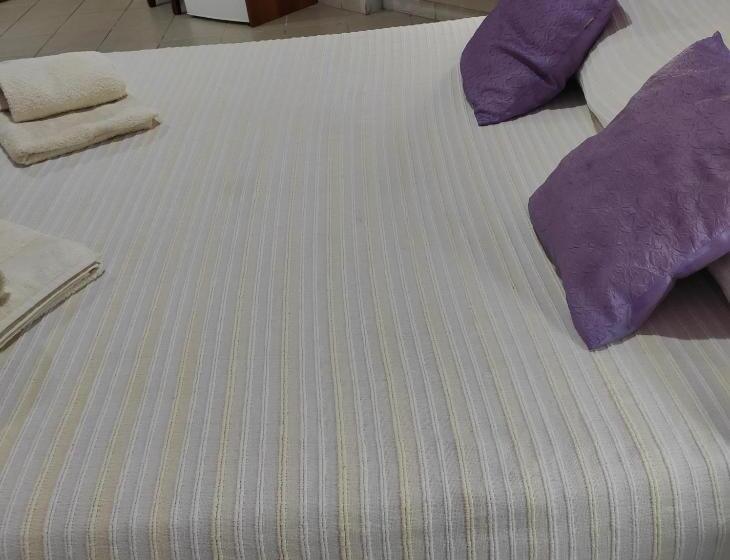 Четырехместный Номер Стандарт, B&b Gi Rosa Caltagirone