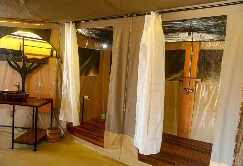 חדר משפחתי דלוקס, Ndoto Serengeti Camp