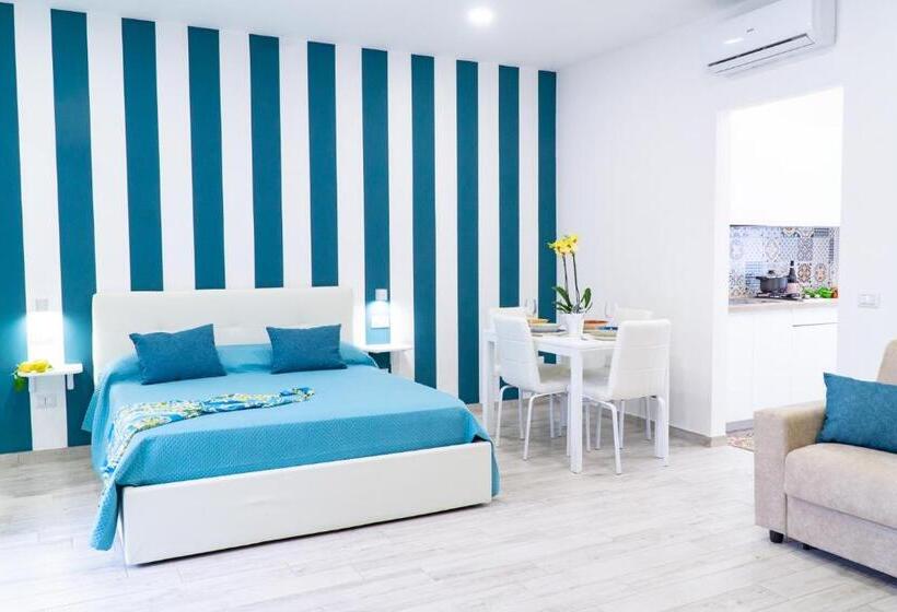 Апартаменты 1 Спальня Вид на Бассейн, Summer Colors Rooms & Apartments