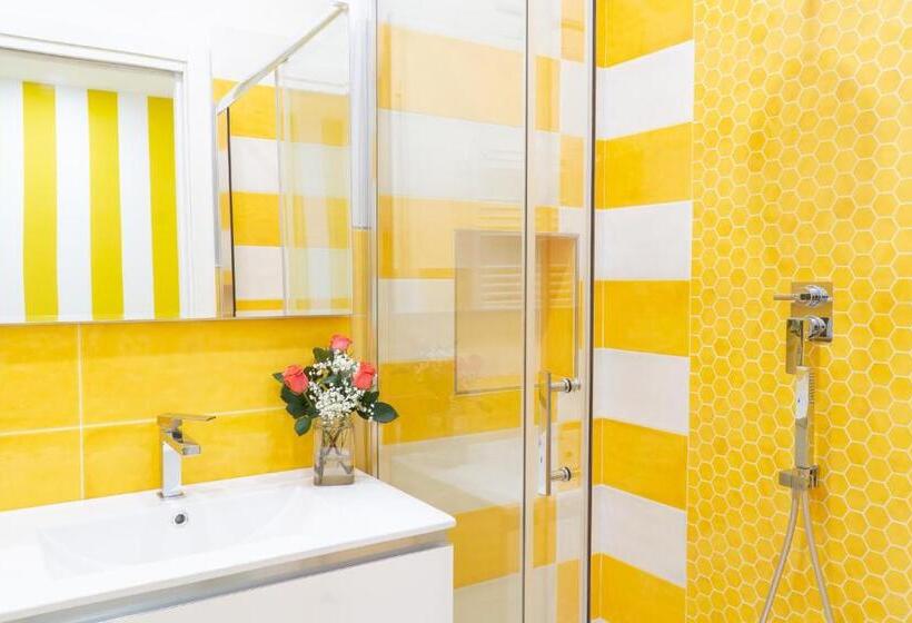 Номер Стандарт с Террасой, Summer Colors Rooms & Apartments