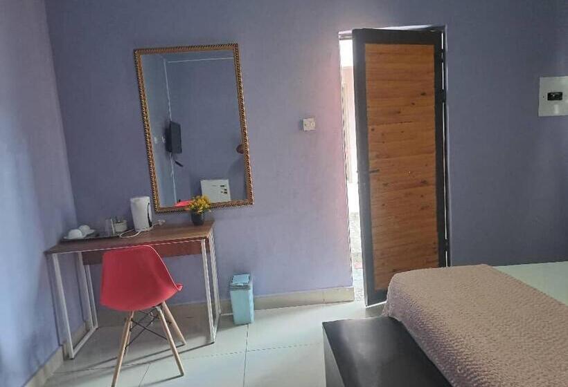 اتاق استاندارد, Virgin Guesthouse