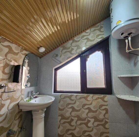 Номер Стандарт, Behtereen Resort