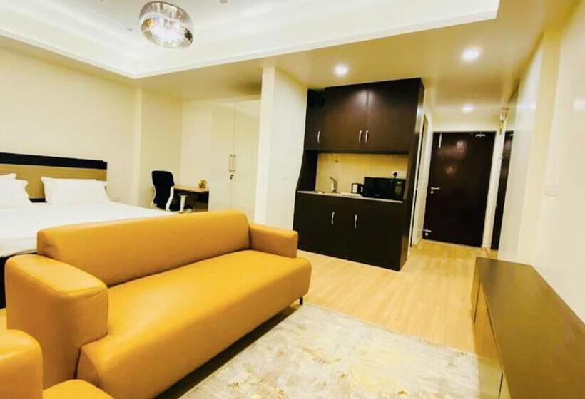 バルコニー付スイート, Country Inn & Suites By Migrolino