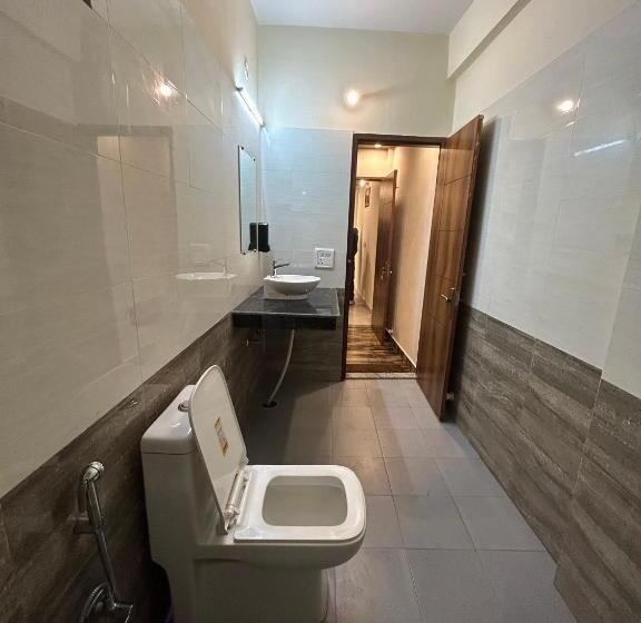 标准间, Royal Orbit By Arony Hospitality