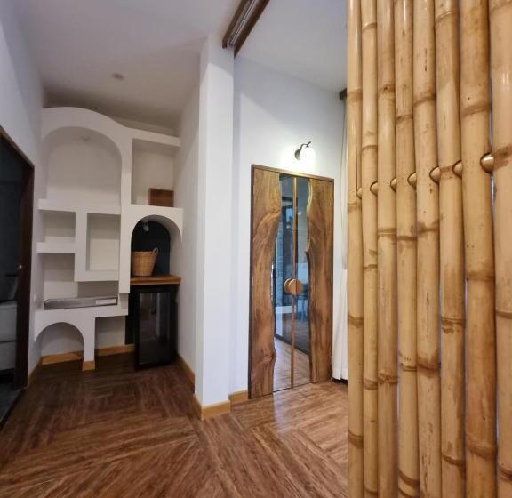 Номер Deluxe Кровать Кинг, La Belle Vie   Boutique Hotel Adults Only