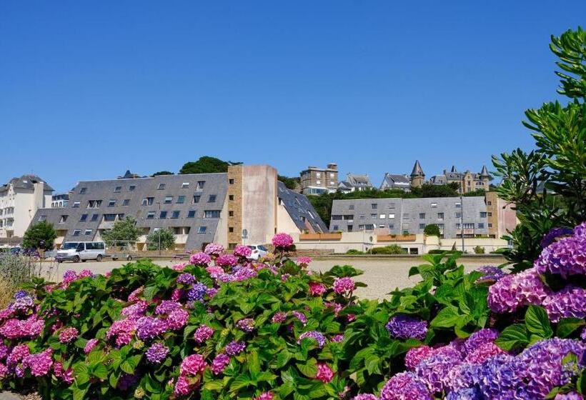 Четырехместный Номер Стандарт, Vvf Côte De Granit Rose à Trébeurden