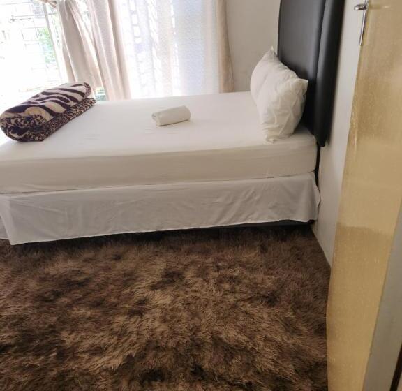 스탠다드 룸, Hunters Nest Guest House Bronkhorstspruit
