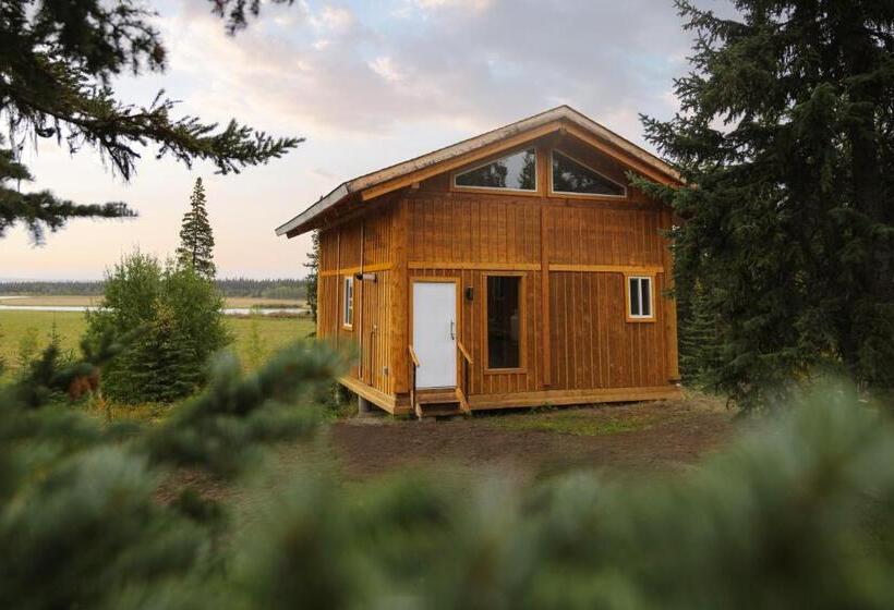 标准平房, Red Cariboo Resort