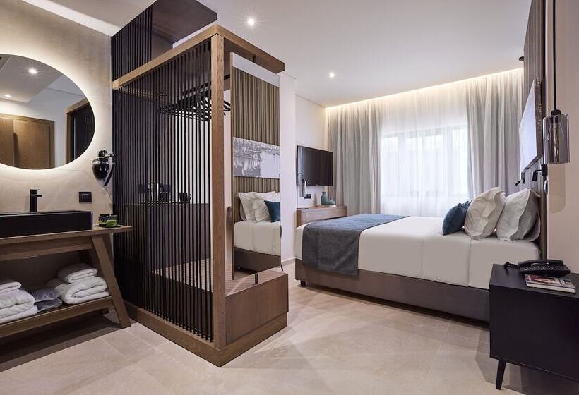 Номер Стандарт, Athenarum Portus Life & Style