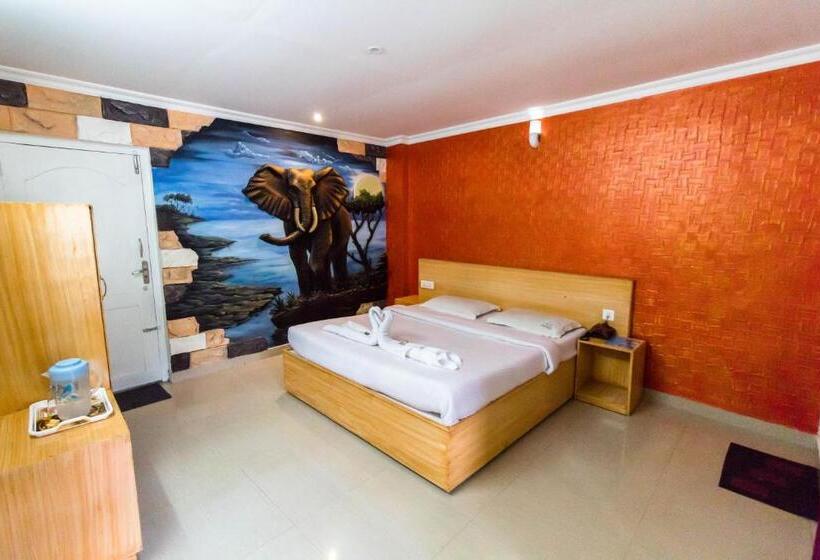 Номер Deluxe с Балконом, Eden Holidays Ev