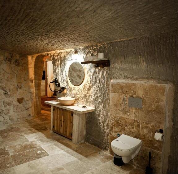 스위트 킹사이즈 침대, Lost City Cappadocia