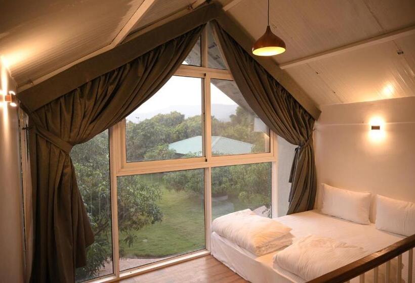 Люкс Дюплекс, Mango Leaf Lake Resort