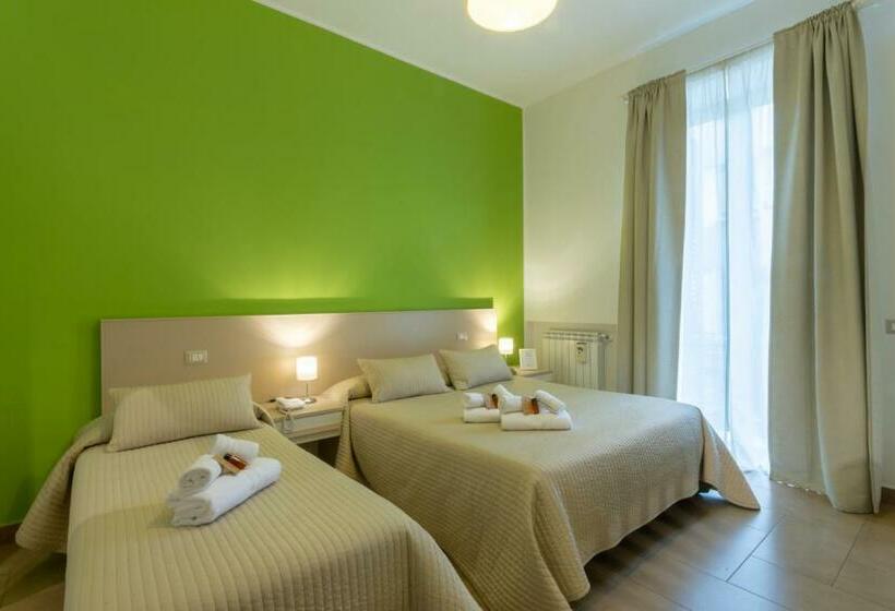 스탠다드 트리플 룸, B&b Cairoli