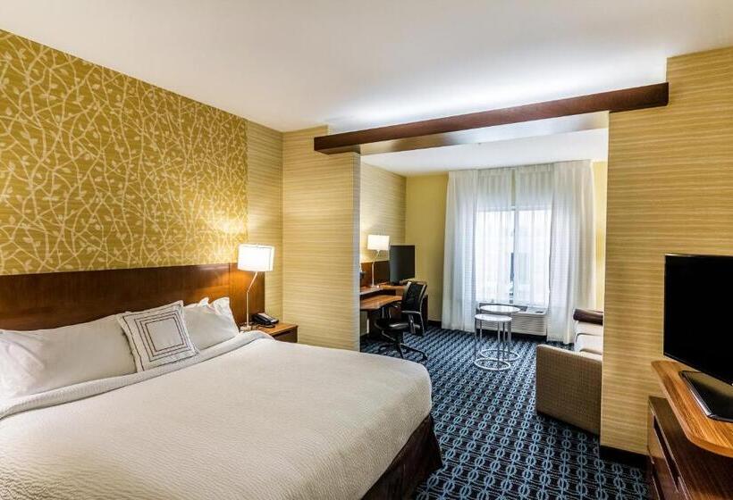 Люкс Кровать Кинг, Fairfield Inn & Suites By Marriott Butte
