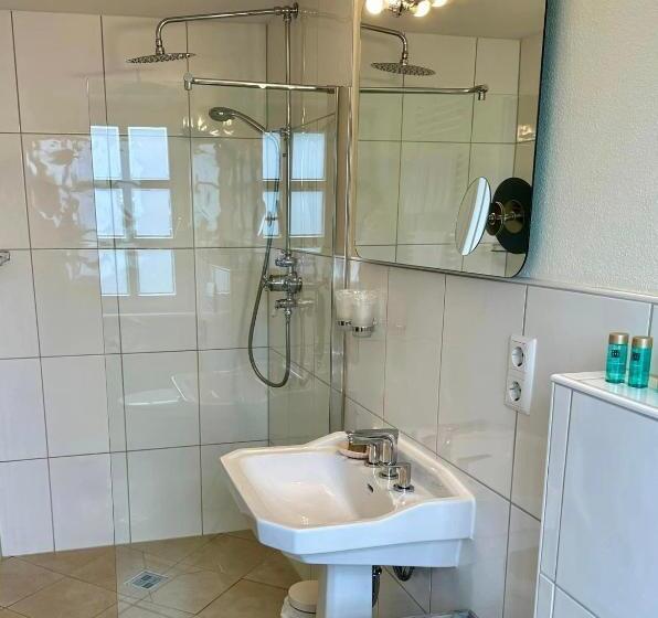 Номер Стандарт, Heinrichs Winery Bed & Breakfast