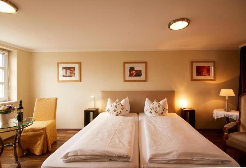 غرفة كومفورت فردية, Heinrichs Winery Bed & Breakfast