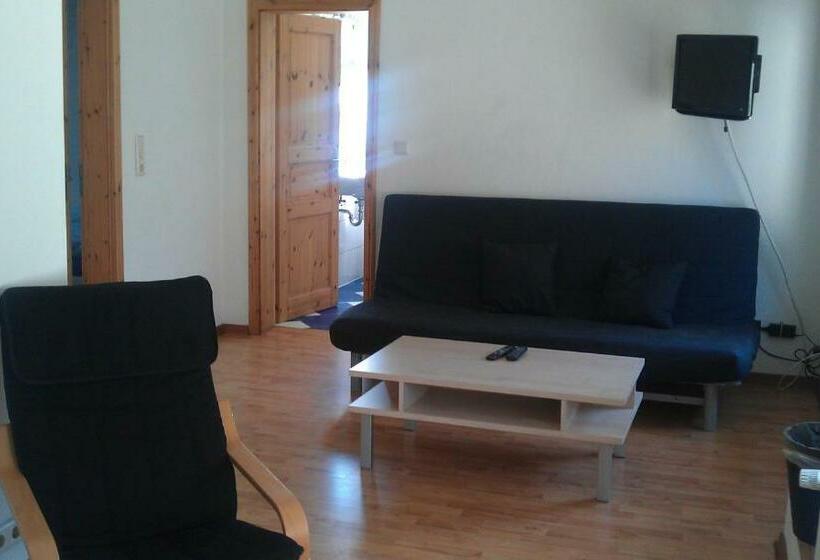 침실 2개 아파트, Stadt Coblenz