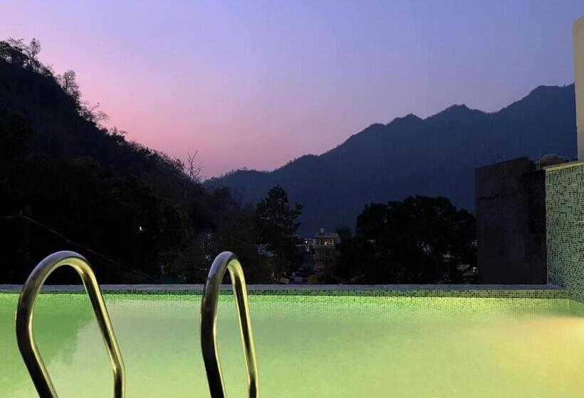 발코니가 있는 스위트, Bonfire Hostels Rishikesh