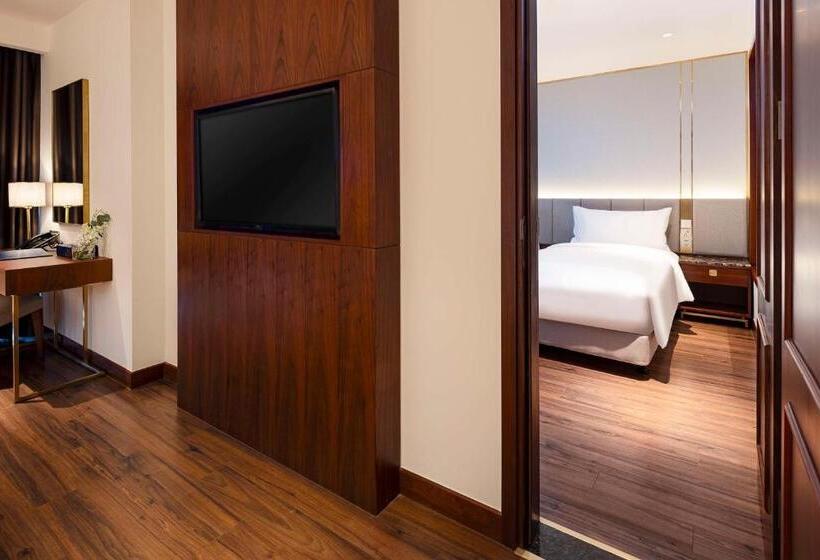 اتاق لوکس با تخت بزرگ, Best Western Premier Marvella Nha Trang