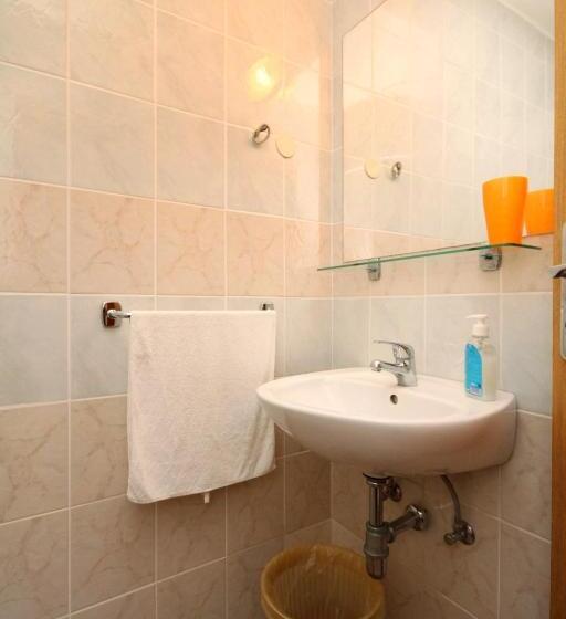 Апартаменты 1 Спальня с Террасой Вид на Море, Apartments & Room Eva Slano