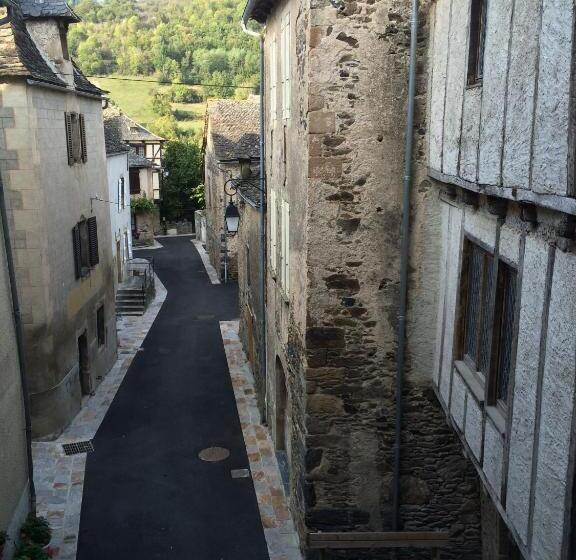 Номер Стандарт, Portail Haut