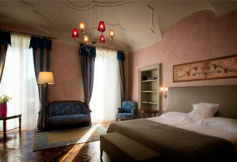 Полулюкс, Villa Borghi