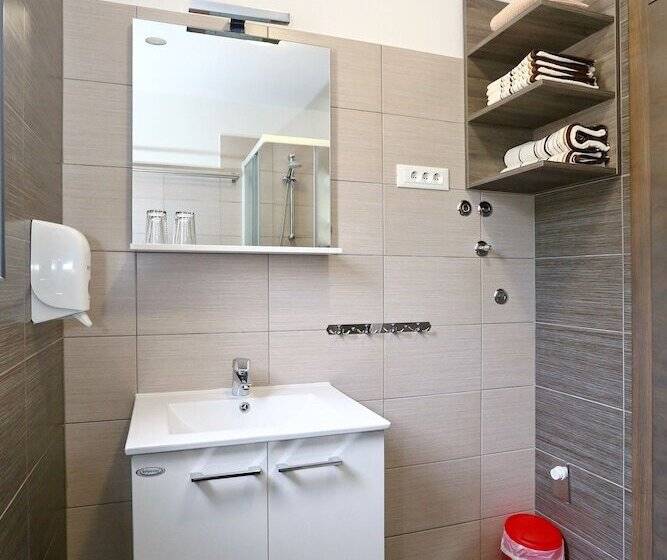 Апартаменты Deluxe 2 Спальни, Sunadria Apartments