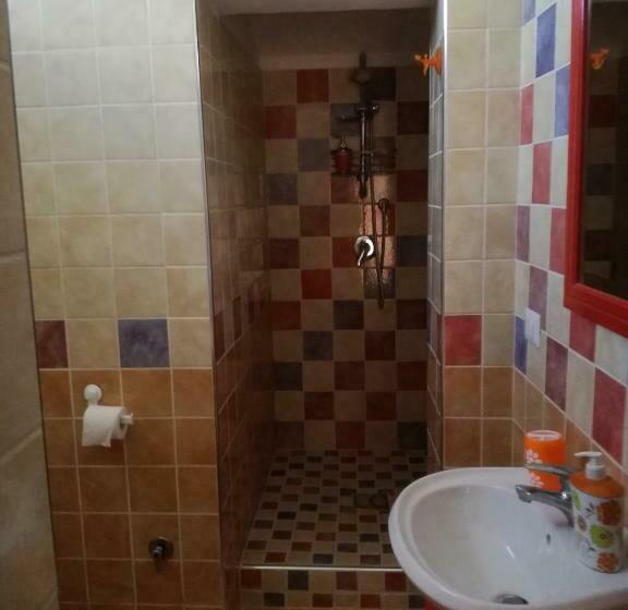 Четырехместный Номер Стандарт, B&b Pompeilog