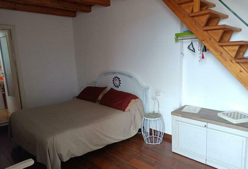 Четырехместный Номер Стандарт, B&b Pompeilog