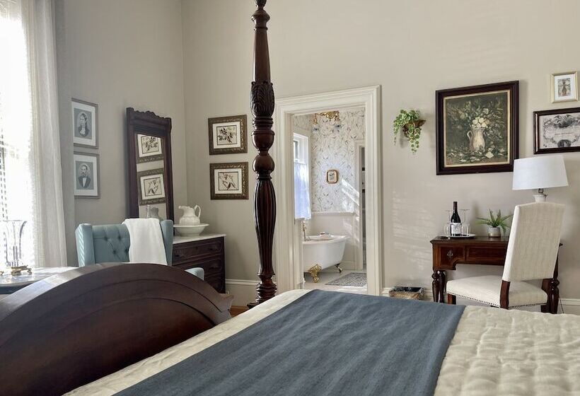 Номер Стандарт, Mccall House Boutique