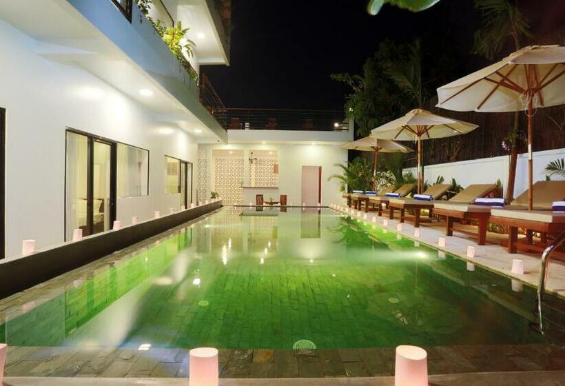 اتاق لوکس با بالکن, Sam So Boutique Villa