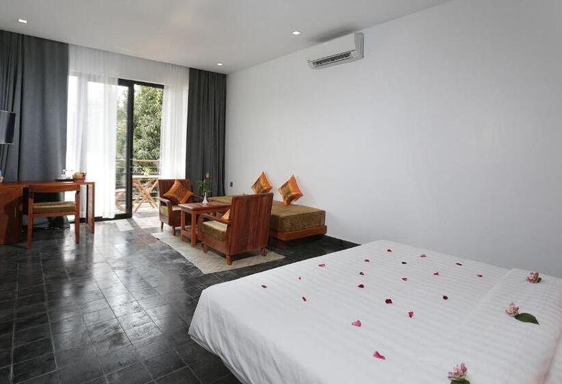 اتاق لوکس با بالکن, Sam So Boutique Villa