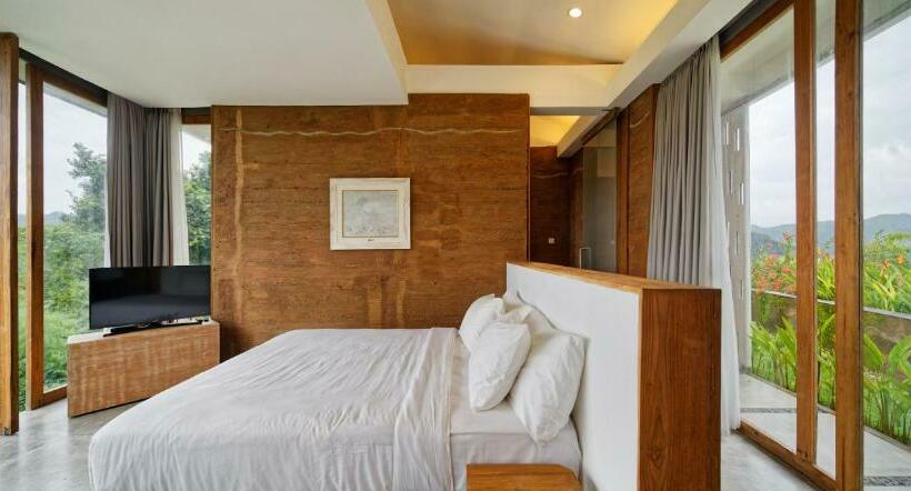 جناح جونيور مطل على الجبل, Seven Havens Residence