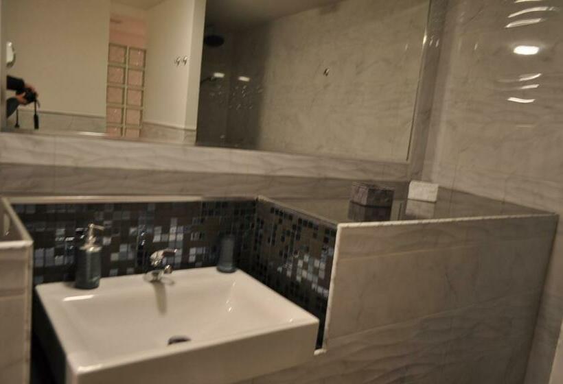 Люкс Повышенной Комфортности, Agrihotel Croce Vallone