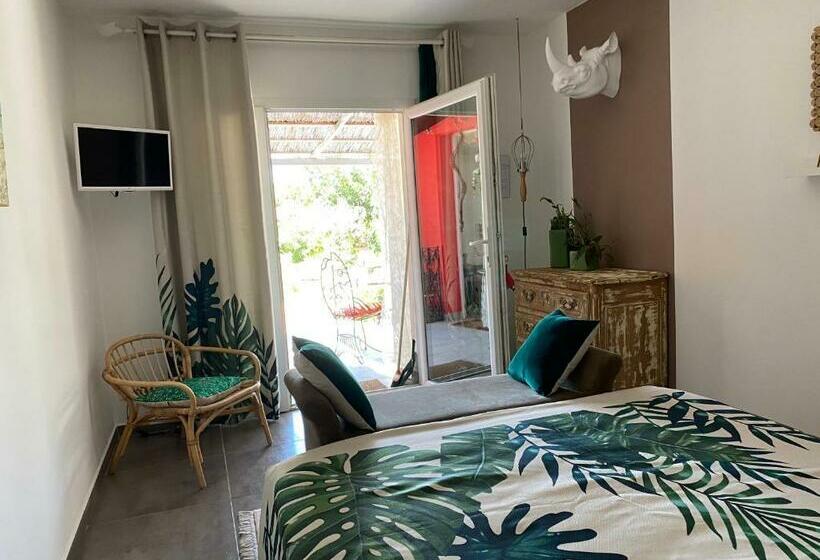 Номер Стандарт, B&b La Terre Brûlée
