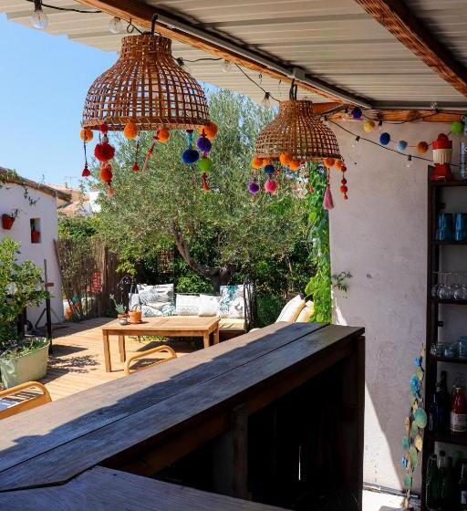 Номер Стандарт, B&b La Terre Brûlée