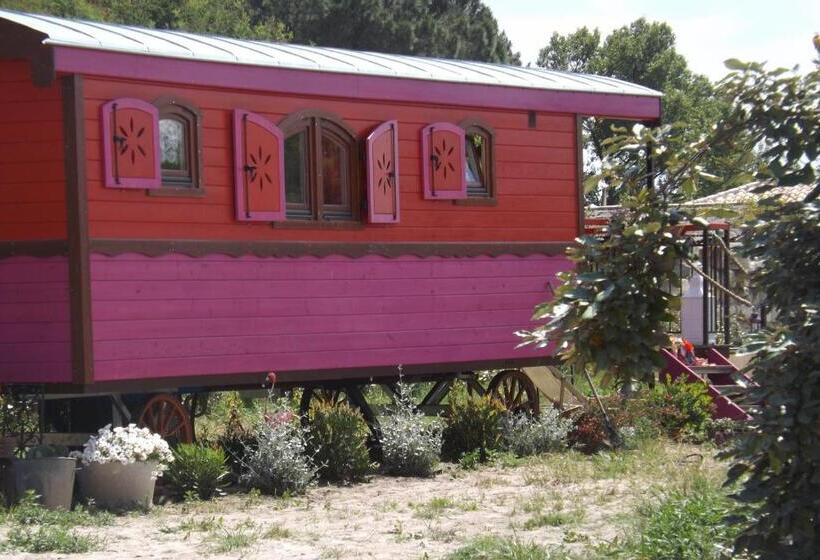 Семейный Номер, B&b La Terre Brûlée
