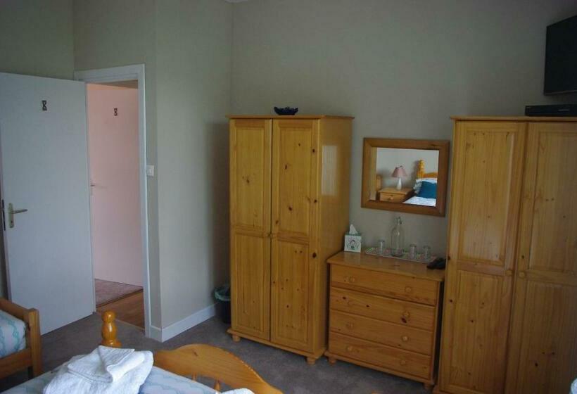 Семейный Номер Совместный Санузел, La Maison Celtique