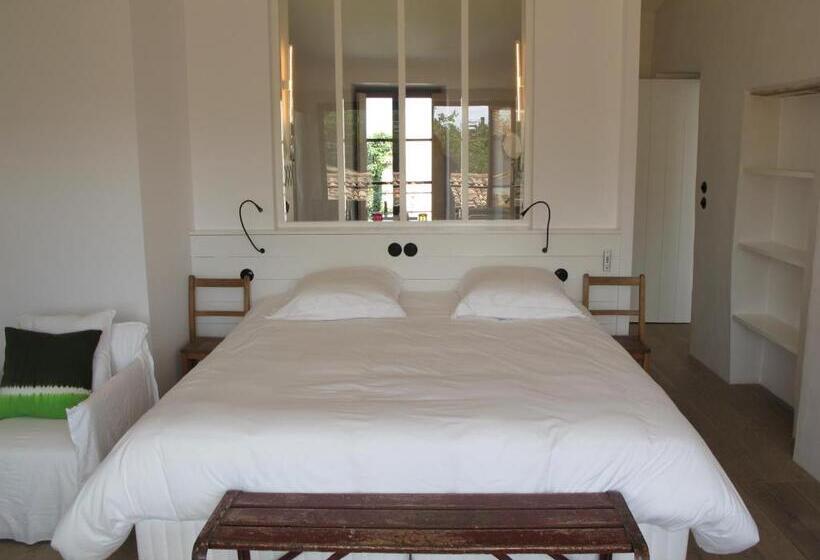 Номер Deluxe, Hôtel Le Sénéchal