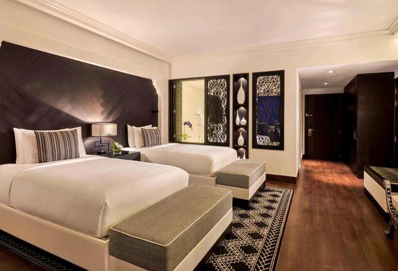 Номер Стандарт с Террасой, Fairmont Fujairah Beach Resort