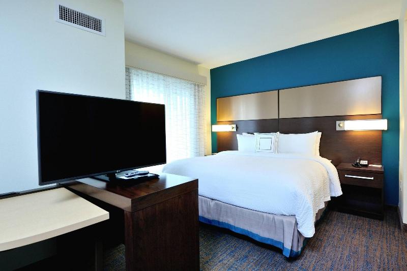 带大床的标准工作室, Residence Inn By Marriott Houston Tomball