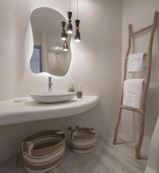 سوییت جونیور با چشم‌انداز دریا, Iliada Suites  Adults Only