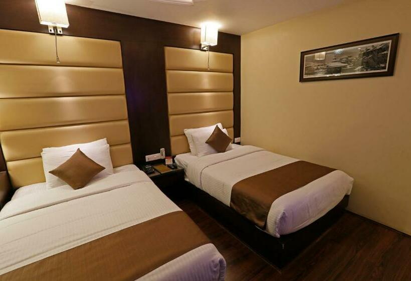 חדר דלוקס, Clarks Inn Srinagar